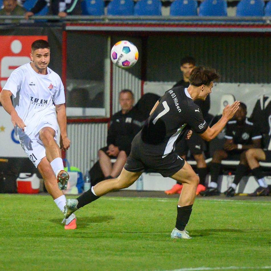 Entscheidung nach Videobeweis: So lange fehlt Elidon Bilali dem 1. FC Kleve nach seiner umstrittenen Roten Karte