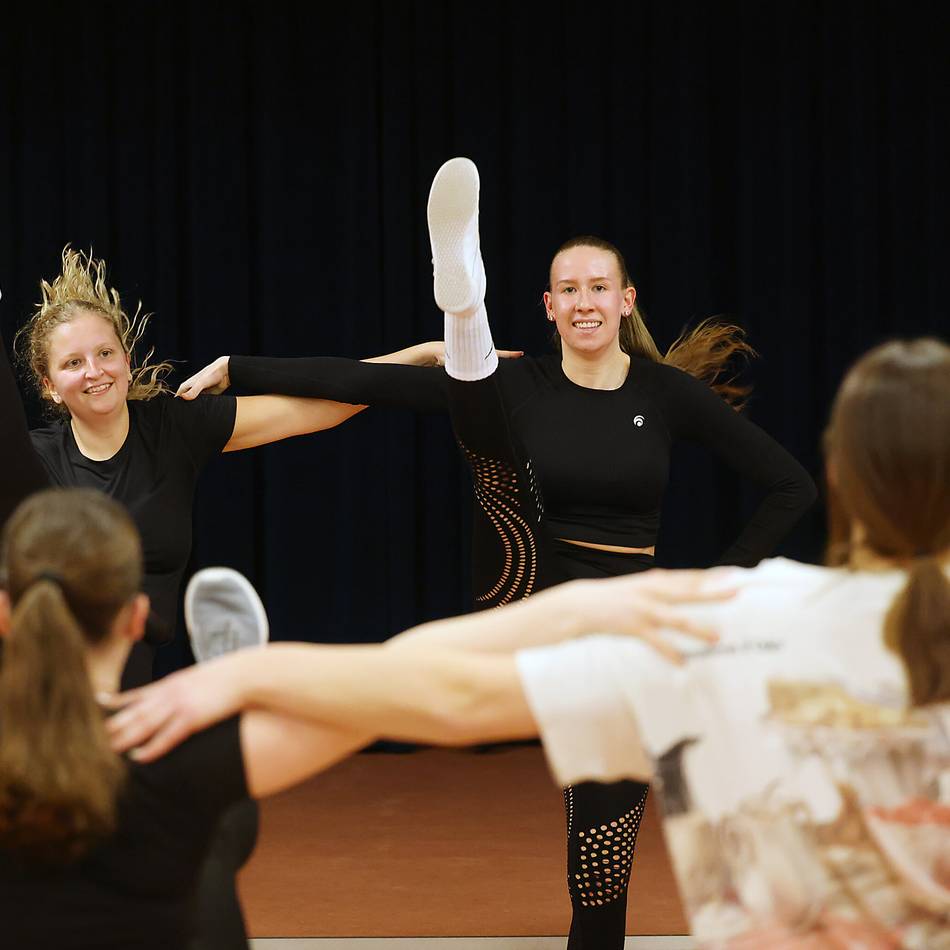 Kniebachschiffer in Hilden: Neues Tanzcorps will hoch hinaus