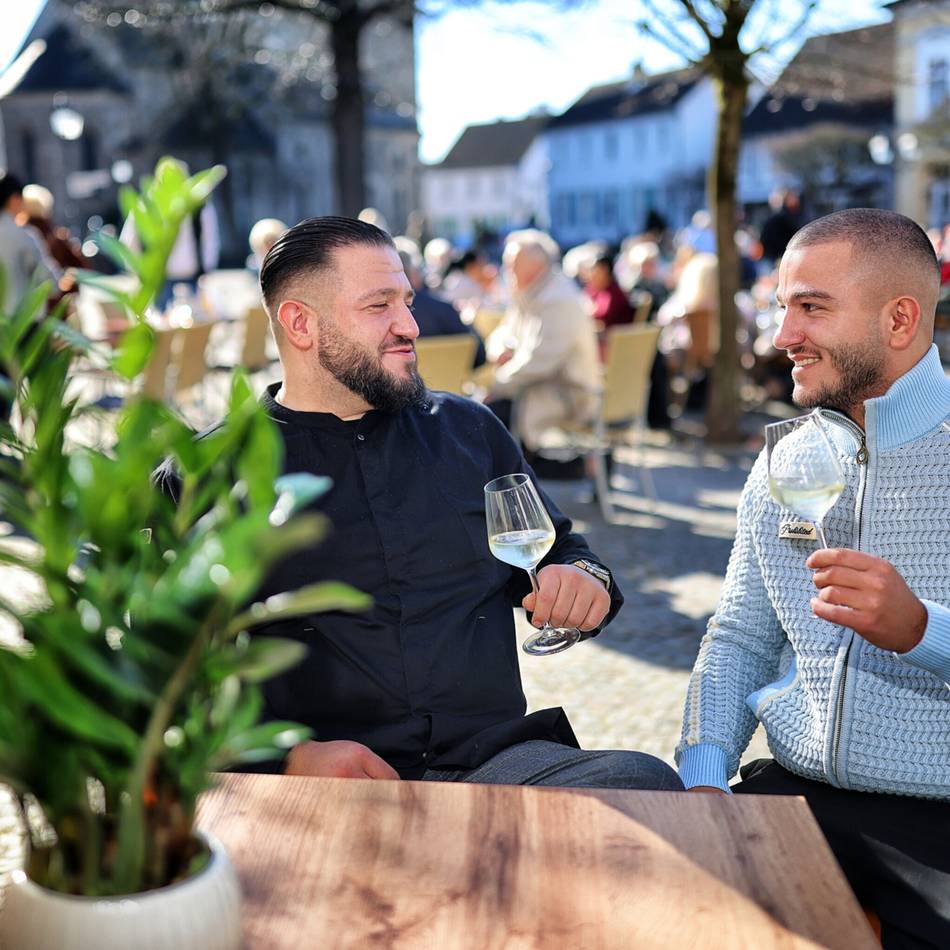 Endlich ein Hauch von Frühling: So schön strahlt Hilden in der Sonne
