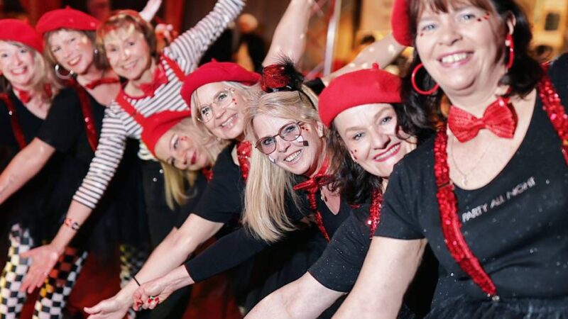 Karneval in Hilden: Süßigkeiten teurer – weniger „Wurfmaterial“ beim Rosenmontagszug