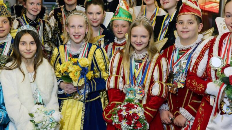 Karneval in Hilden: Kinderprinzenpaare treffen sich im Karnevalsmuseum