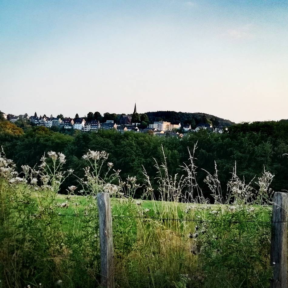 Wupperorte in Radevormwald: Wupperortschaft zwischen Tal und Höhe
