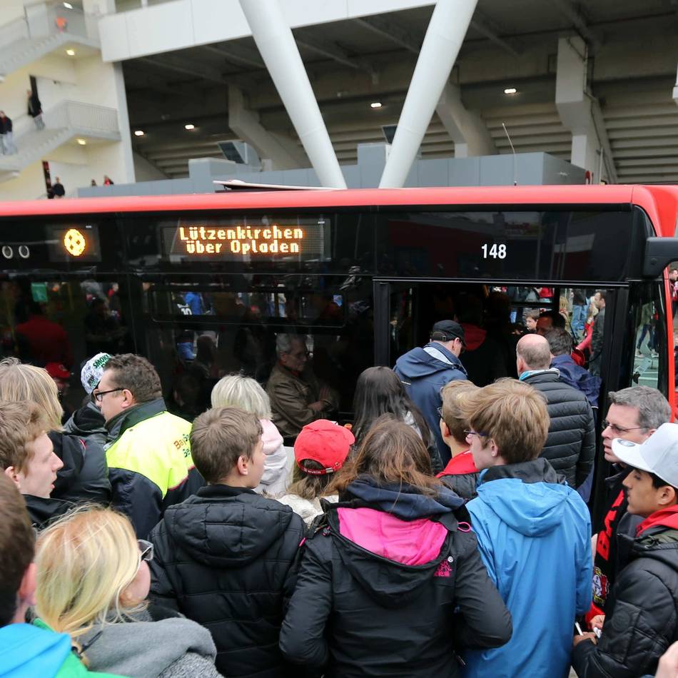Champions League in Leverkusen: So kommen Fußballfans zum Piräus-Spiel in der BayArena