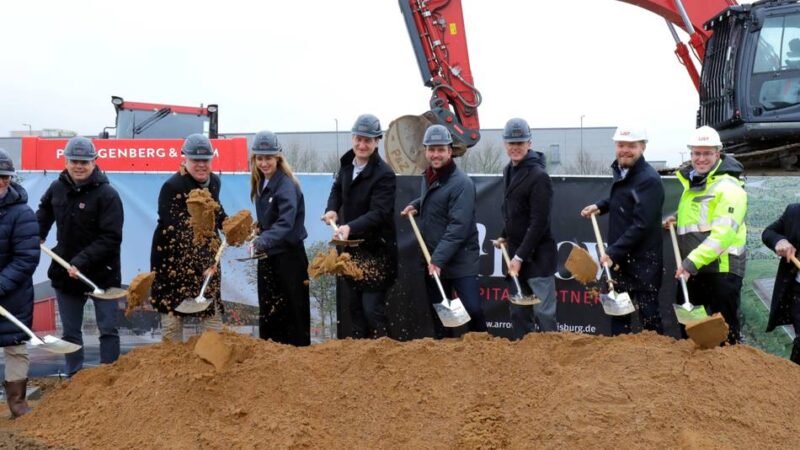 Erster Spatenstich für Großprojekt in Rheinberg: Jetzt geht es auf dem Messe-Areal richtig los