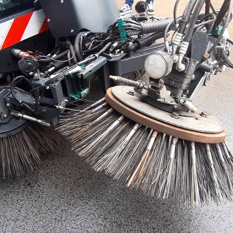 Aufregung in Brüggen: Straßenreinigung jetzt 2200 Prozent teurer