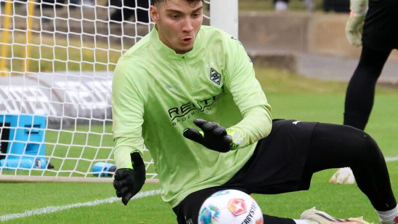 Cardoso sieht zweimal schlecht aus: Borussia unterliegt Spitzenreiter Fortuna Köln knapp