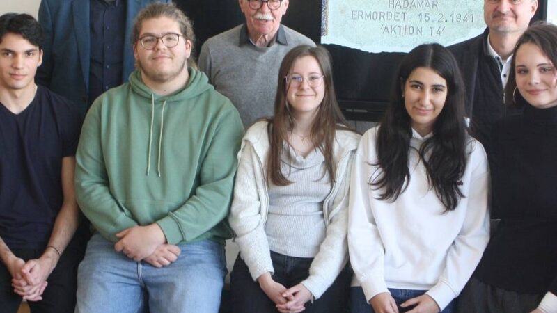 Robert-Schuman-Europaschule in Willich: Auf der Suche nach Stolperstein-Paten