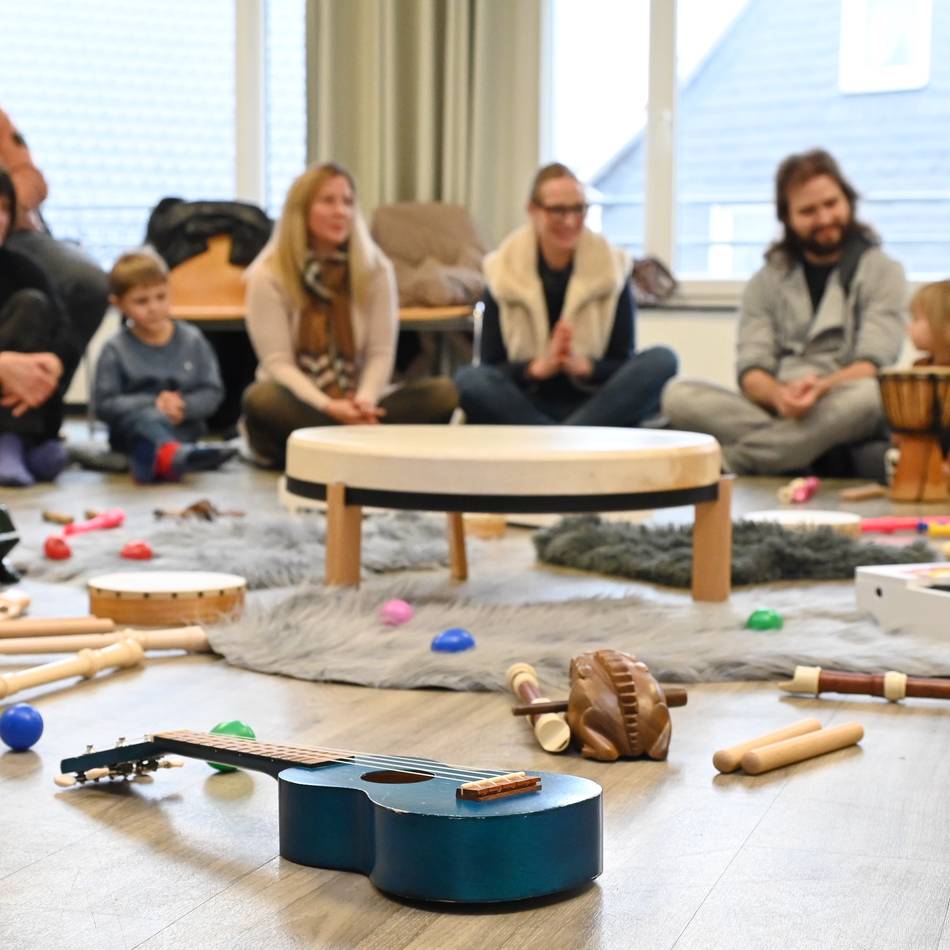 Hückeswagener Musikschule stellt sich vor: Instrumentenparcours weckt Entdeckungslust