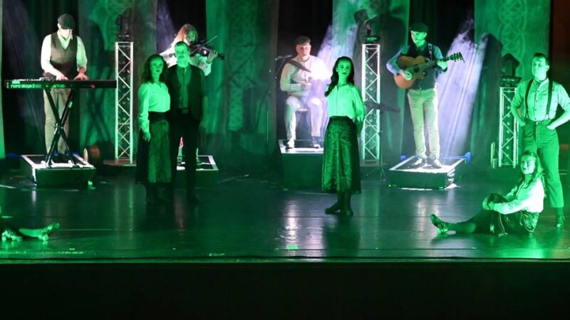 „Celtic Rhythms“ in Hückeswagen: Ein Abend voller irischer Tanz- und Lebensfreude