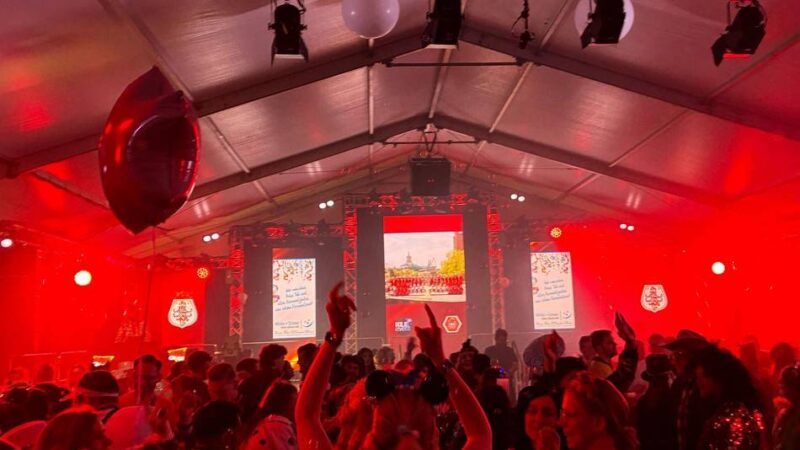 Ende der Karnevalssession: Bilanz des Klever Festzeltes — 10.000 Gäste und nur eine Rangelei