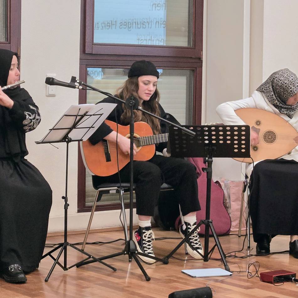 Fastenbrechen in Dormagen: „Erzählen Sie voneinander“ – Christen und Muslime beim Iftar-Fest