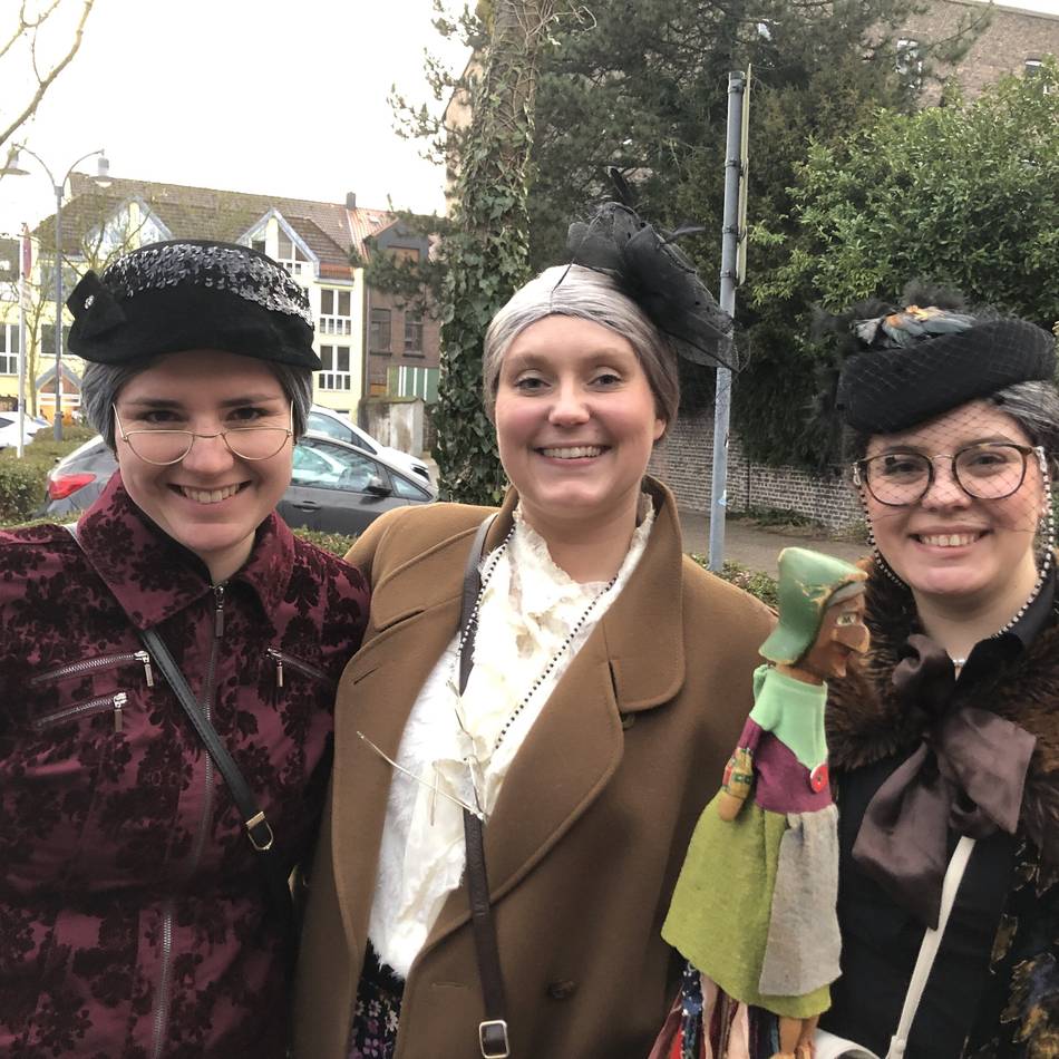 Altweiber in Rheinberg: Wie die Möhnen an die Macht kommen wollen