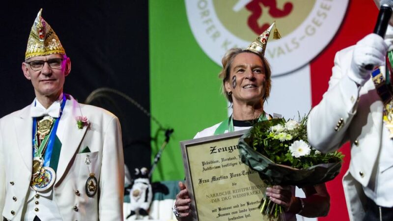 Jecker Konter für den Männerfußball: Reifeprüfung von Voss-Tecklenburg: „Man muss sich jedem Gegner stellen“