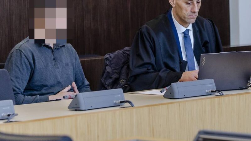 Prozess vor dem Landgericht Düsseldorf: Mann soll minderjährige Tochter der Partnerin vergewaltigt haben – Haftstrafe