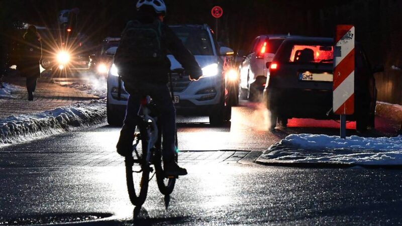 Politik in Radevormwald: Vor diesen Schulen halten die meisten Elterntaxis
