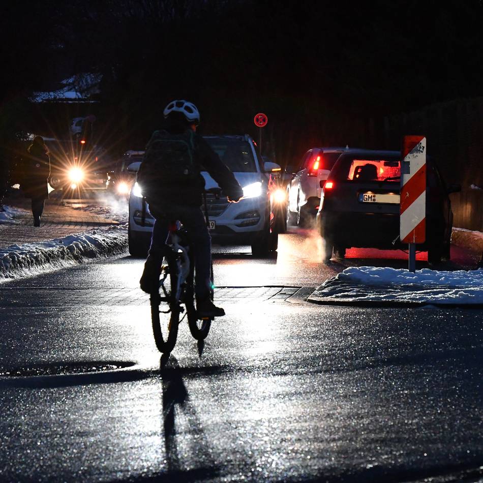 Politik in Radevormwald: Vor diesen Schulen halten die meisten Elterntaxis