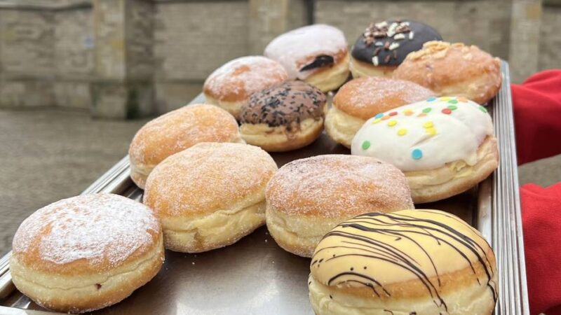 Der große Geschmackstest: Wo es in Wesel die besten Berliner gibt