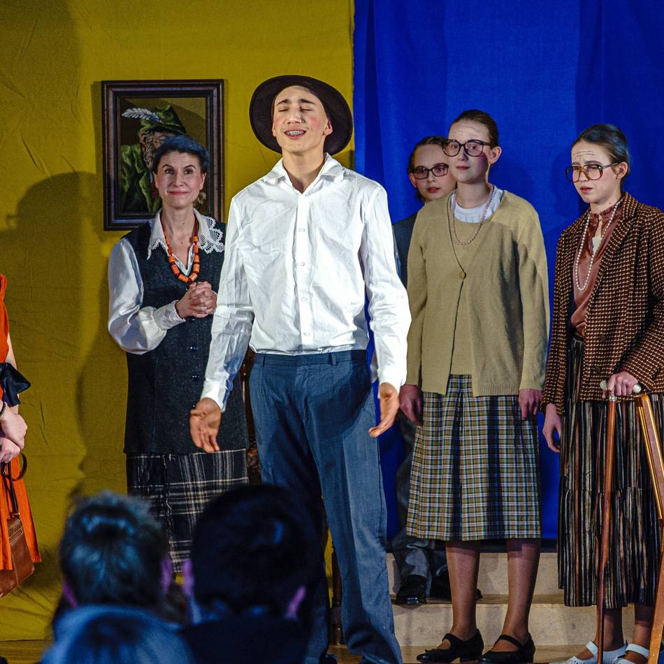 Große Leistung: Waldorfschüler überzeugen mit Theaterspiel