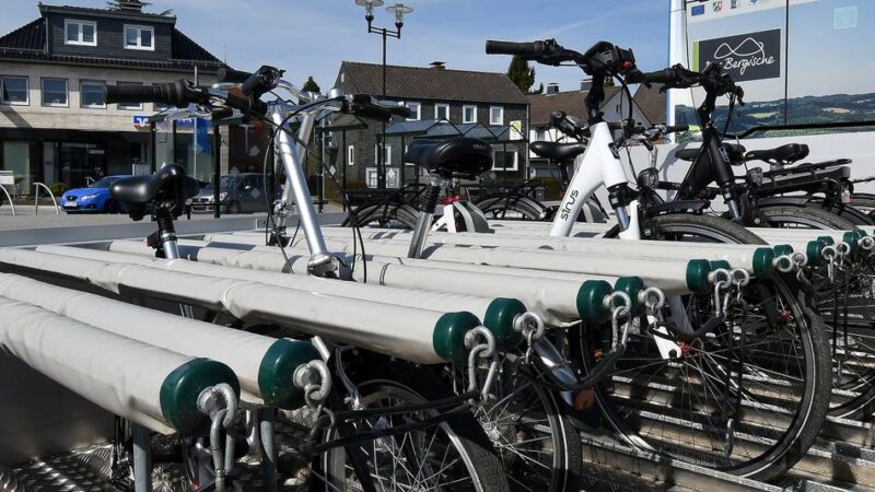 Einsparung in Rhein-Berg und Leverkusen: Bergischer Fahrradbus stellt den Betrieb ein
