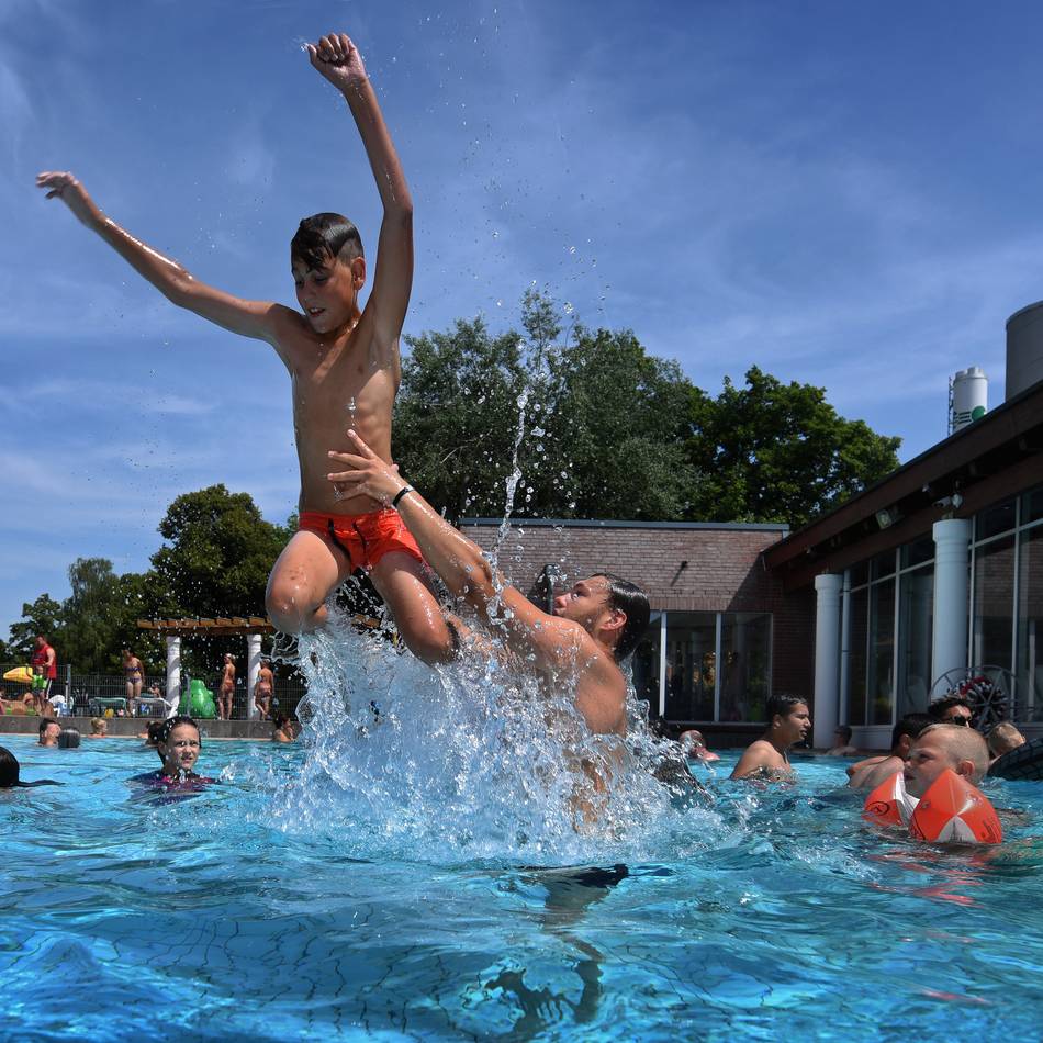 Mit App und Online-Konto: 20 Prozent Rabatt im Spaßbad für Stadtwerke-Kunden