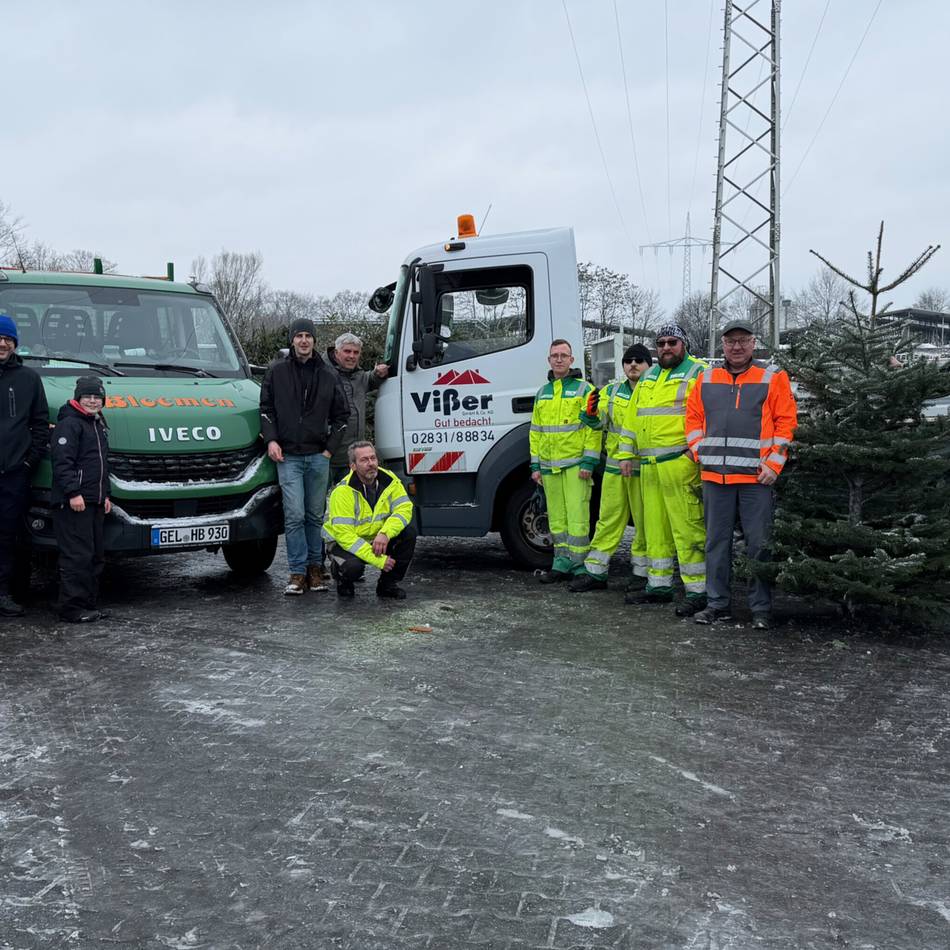 Spendenaktion an der Haustür: Pfadfinder und Messdiener sammeln Tannenbäume in Geldern