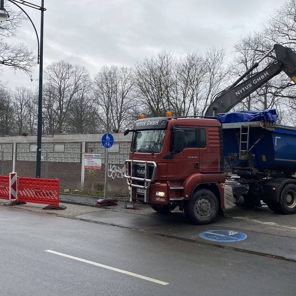 Verkehr in Krefeld: Der Nordbahnhof bekommt einen neuen Parkplatz
