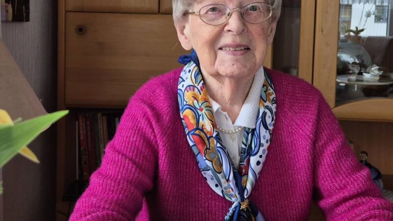 Geburtstagskind aus Neuenhausen: Die Hundertjährige mit dem „Talent zum Zufriedensein“