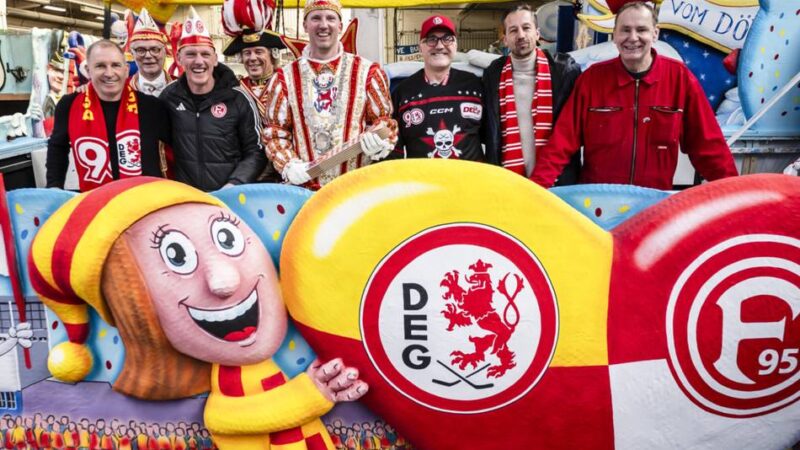 Rosenmontag in Düsseldorf: Fortuna und DEG feiern auf einem gemeinsamen Wagen