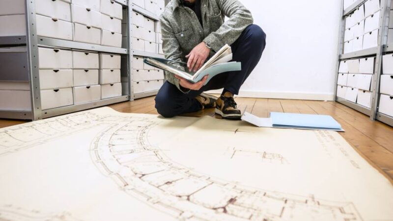 Archive in Düsseldorf: Einblick in frühere Sanierungen von Schloss Benrath