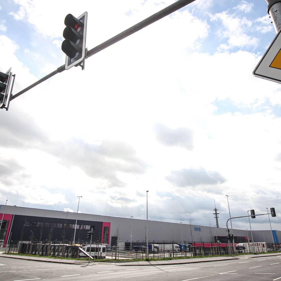 Kreuzung von Bachstraße und Neuwerker Straße: Ampelanlage an der K18 nun endgültig kaputt