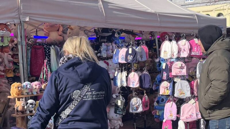 Tradition am Aschermittwoch in Dülken: Schöppenmarkt lockt tausende Besucher an