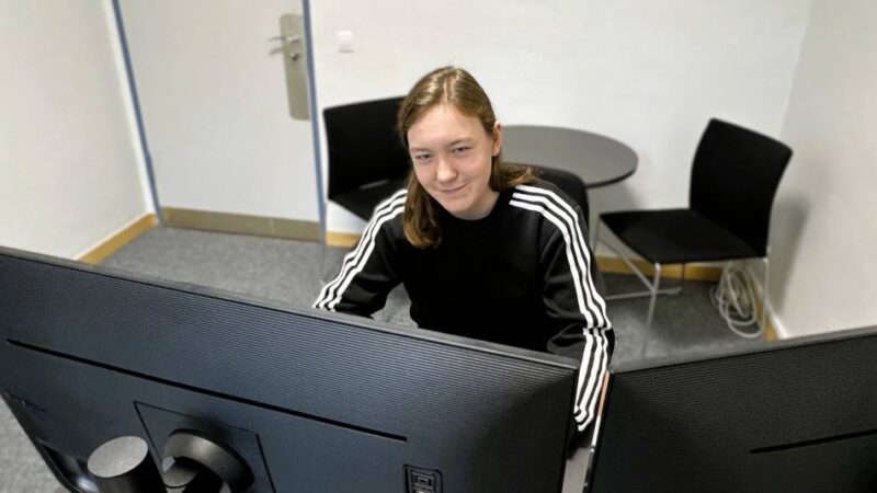 Schüler aus Rees: Praktikum mit Block, Kamera und Neugier – Niels Lubbers im Rathaus