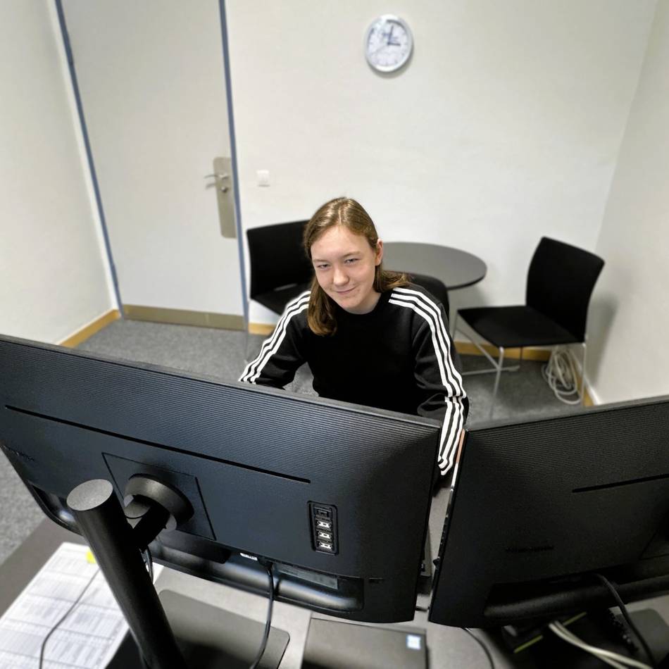 Schüler aus Rees: Praktikum mit Block, Kamera und Neugier – Niels Lubbers im Rathaus