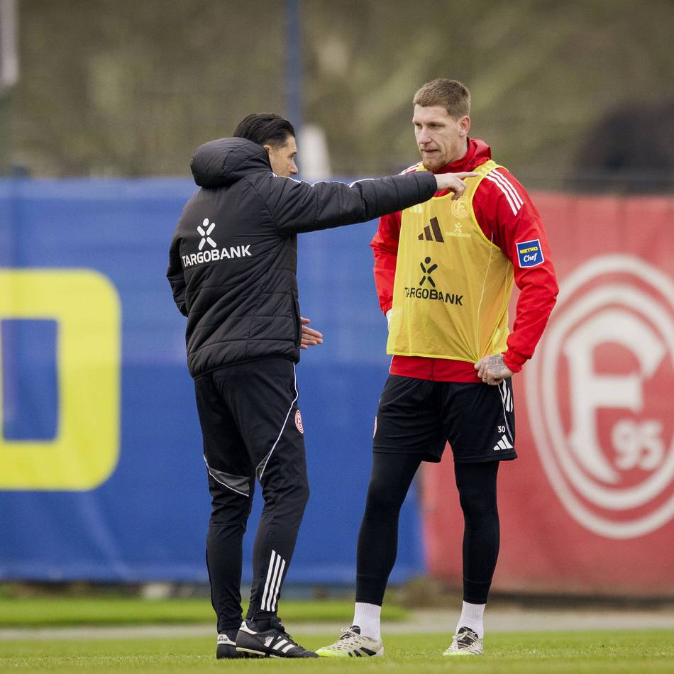 Innenverteidiger stand tatsächlich vor einem Wechsel: Dieser Fortuna-Konkurrent wollte de Wijs im Winter verpflichten