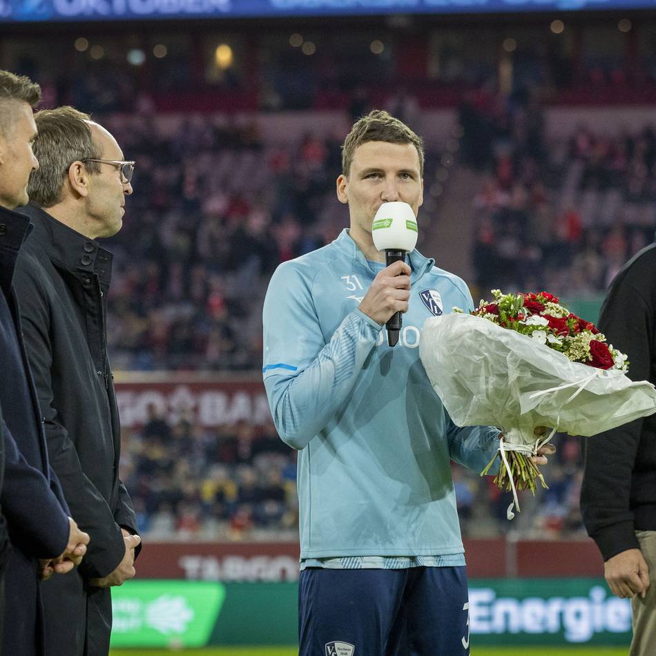 „Sehen uns auf jeden Fall wieder“: Fortuna verabschiedet Sobottka mit Sprechchören und Blumen