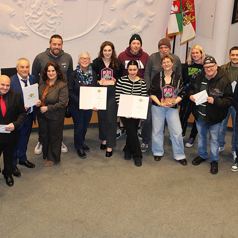 Zwei Vereine und ein Jugendzentrum ausgezeichnet: Stadt Neuss würdigt Engagement mit Heimatpreis