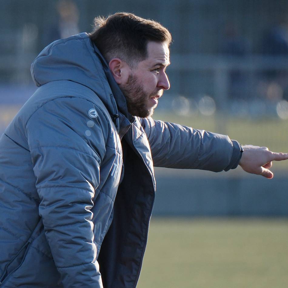 Neue Impulse am Erbacher Berg: 1. FC Wülfrath setzt im Abstiegskampf auf ein Trio mit Klasse