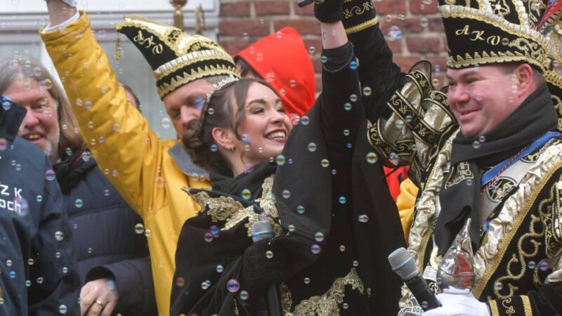 Keine Chance für den Bürgermeister: So eroberten die Narren das Gocher Rathaus