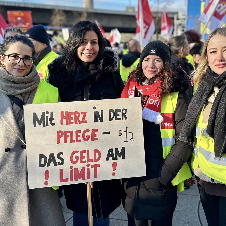 Streik in Düsseldorf: Bis zu 70.000 Euro pro Jahr in der Pflege – diese Gehälter zahlt die Uniklinik