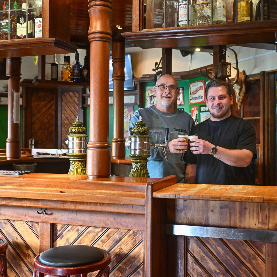 Bierhaus in Willich: Vater und Sohn übernehmen „Qlt“-Kneipe