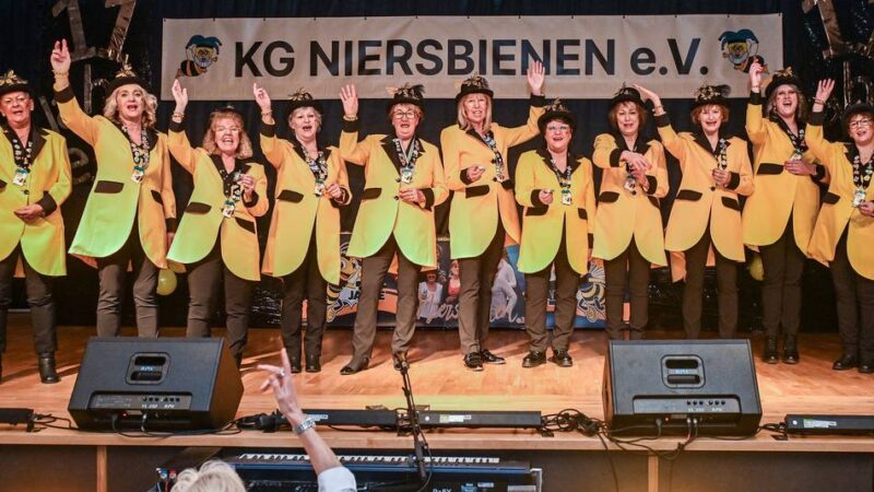 Karneval in Willich: Niersbienen feiern in ausverkaufter Josefshalle