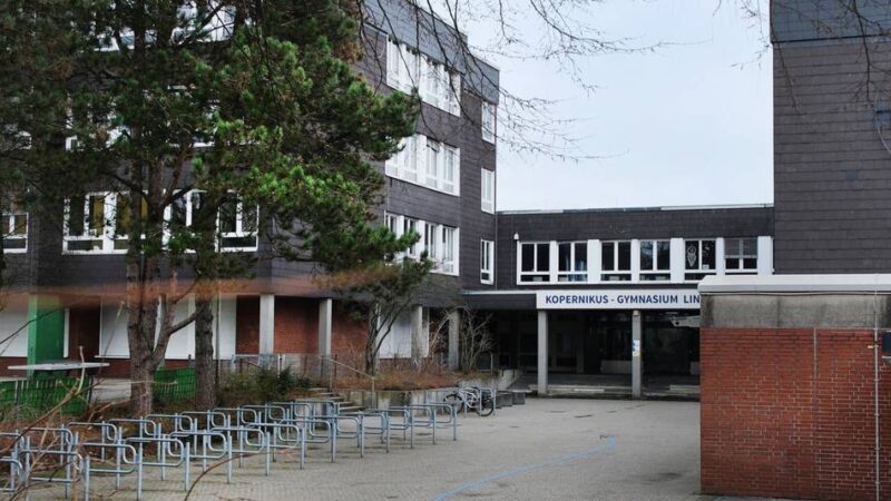 Eltern kritisieren Kommunikationspolitik: „Unklare Bedrohungslage“ hinterlässt Fragen bei Eltern