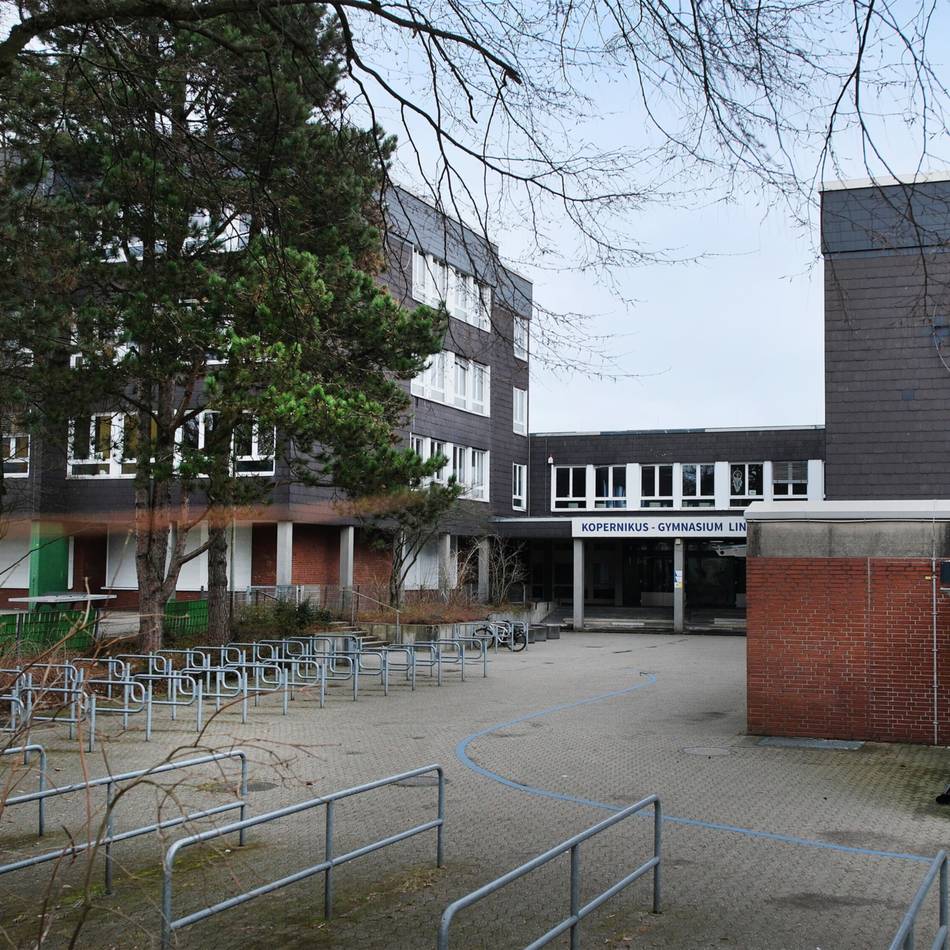 Eltern kritisieren Kommunikationspolitik: „Unklare Bedrohungslage“ hinterlässt Fragen bei Eltern