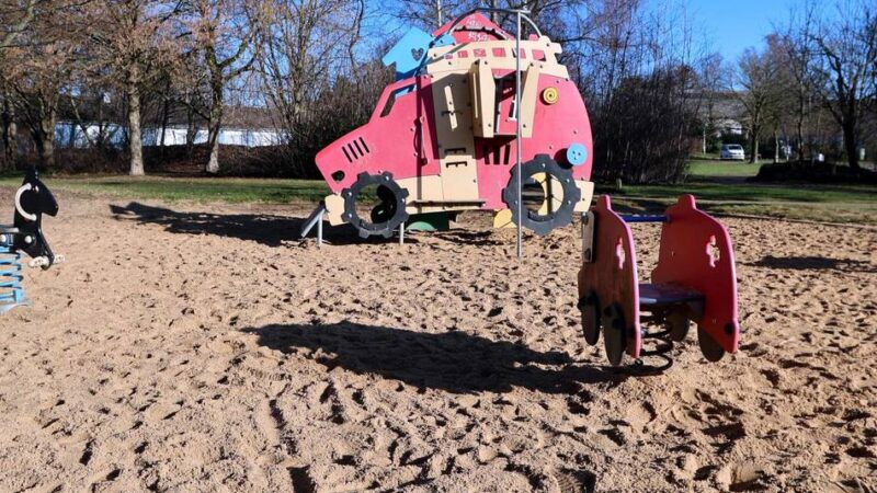 Immer mehr Spielgeräte verschwinden: CDU verlangt Rettungsplan für Spielplätze in Leverkusen