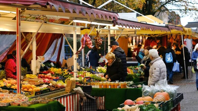 Ratinger Rat beschließt: Keine höheren Marktgebühren in 2026