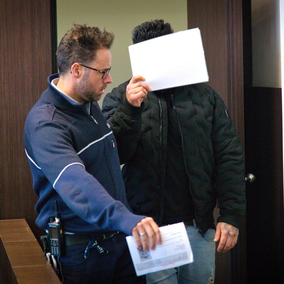 Gerichtsprozess in Düsseldorf: 57.000 Euro Beute – Security-Mitarbeiter gesteht Raub auf Sicherheitsdienst