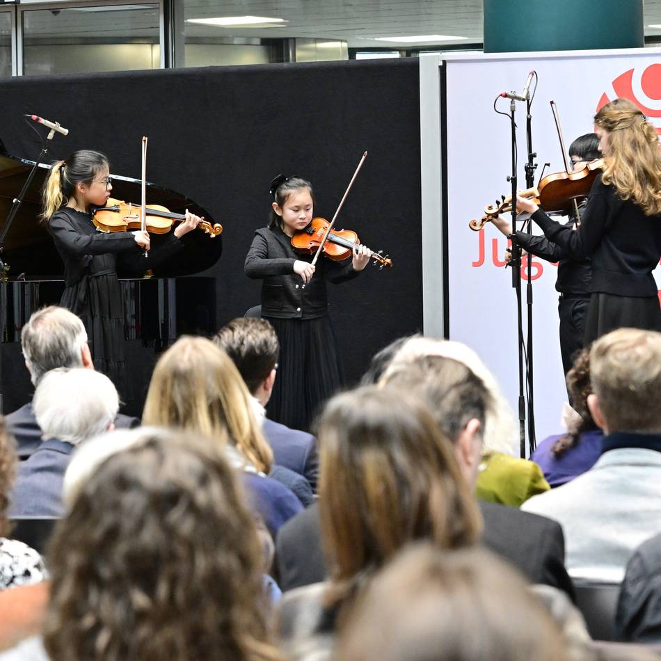 „Jugend musiziert“ in Mönchengladbach: Streicher, Posaunespieler und junge Pianisten begeistern beim Abschlusskonzert