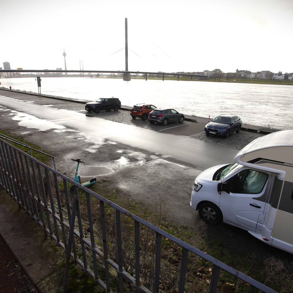 Camper zahlen mehr: Beliebter Wohnmobil-Stellplatz in Düsseldorf ist jetzt deutlich teurer