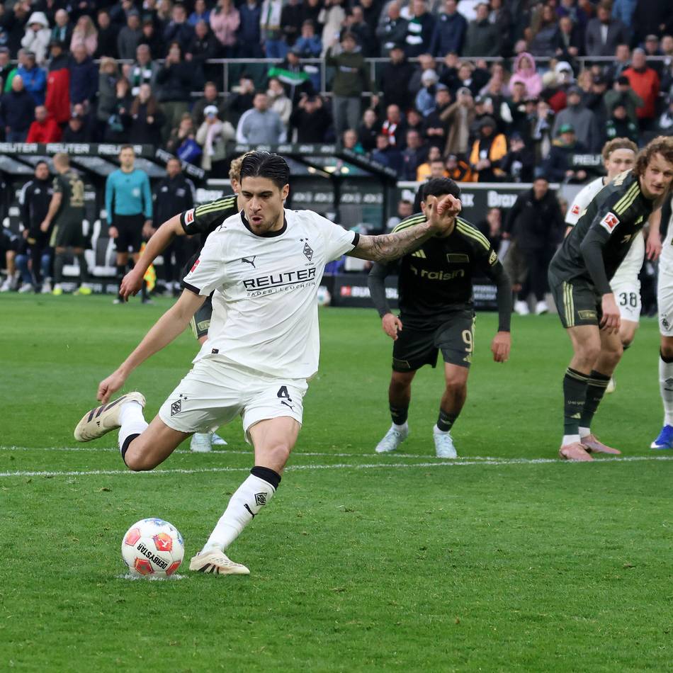 „Fühlte mich schuldig“: Diks in VAR-Achterbahn – Chance vertan, Tor weg, Elfmeter zum Sieg