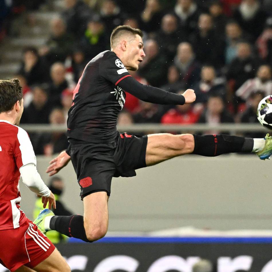 Achtelfinale in Sichtweite: Patrik Schick führt Bayer zum Sieg in Piräus